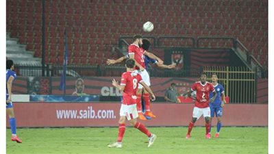 الأهلي يتقدم على الترسانة 2-1  في الشوط الأول
