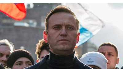 كنت بموت.. المعارض الروسي نافالني يتهم بوتين بالوقوف وراء تسممه