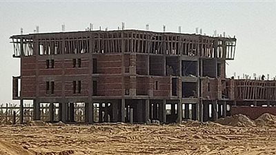 وزير الإسكان: صب أسقف الدور الثالث علوي بعمارات 