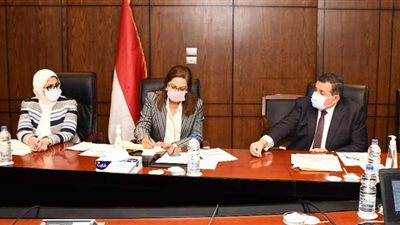 وزيرة التخطيط: النمو السكاني يلتهم ثمار التنمية ويؤثر سلبًا في مستوى معيشة المواطن