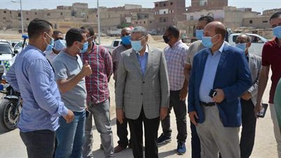 محافظ المنيا يتابع أعمال المرحلة الثانية لتطوير مسار العائلة المقدسة | صور