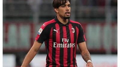 نجم ميلان ينتقل إلى ليون الفرنسي رسميا