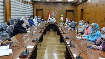 محافظ الدقهلية  يلتقي أعضاء لجنة التراث المعمارى بالمحافظة