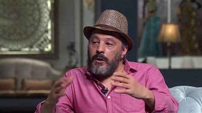 عمرو عبد الجليل: لا أهتم بأن أكون نمبر وان.. وقطعت قلبي على الفاضي في الكورة