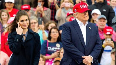 صاحبت ترامب في مناظرة بايدن.. إصابة مساعدة الرئيس الأمريكي هوب هيكس بكورونا