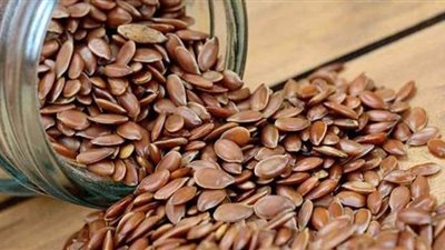 احرصي على إضافتها لطعامك.. 7 فوائد لبذور الكتان