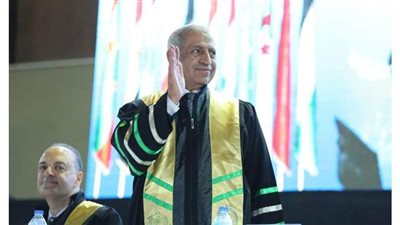 الأكاديمية العربية بالإسكندرية تحتفل بتخريج 322 طالبا من كليات الحاسبات