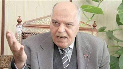 نقيب المعلمين : إنجازات السيسي لا ينكرها إلا جاحد