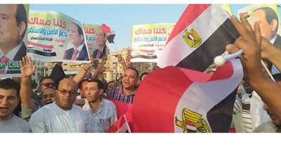 المئات بكفر الشيخ يحتفلون بذكرى نصر أكتوبر | فيديو وصور