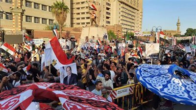 بالتنورة وفرقة الموسيقى العربية.. أهالي أسيوط يحتفلون بذكرى نصر  أكتوبر | صور