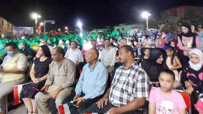 مئات المواطنين بالوادي الجديد يشاركون في احتفالات ذكرى نصر أكتوبر