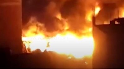 حريق هائل يلتهم محتويات منزلين بعرب الحصن دون إصابات | فيديو