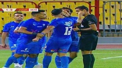 والد أمين عمر يبرئ فرجاني ساسي من واقعة الاعتداء على الحكم | فيديو