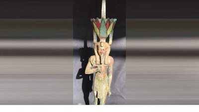 السياحة تزيح الستار عن تمثال للإله نفرتوم ضمن الكشف الأثري بسقارة