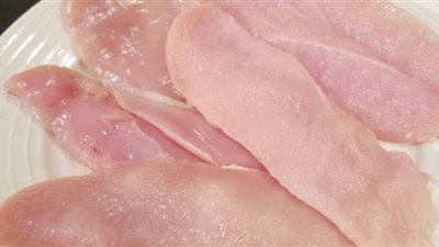 مصادرة 2.41 طن بانية فاسد داخل مجزر لذبح الدواجن في الجيزة