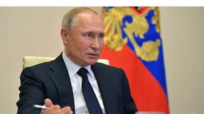 بوتين يبعث برقية إلى ترامب يتمنى فيها شفاه من فيروس كورونا