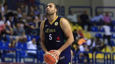 عمرو الجندي يوقع عقود انتقاله للأهلي رسميا