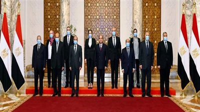 السيسي يلتقي ممثلي شباب القضاة المتميزين ويتابع تطوير منظومة التقاضي | فيديو