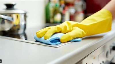 3 مواد طبيعية موجودة في مطبخك توفر في ميزانية شراء المنظفات