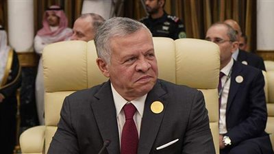 ملك الأردن يقبل استقالة حكومة عمر  الرزاز