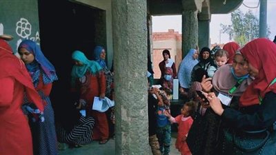 فرق ١٠٠ مليون صحة تصل المناطق المحرومة في الإسماعيلية | صور