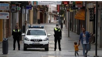 قيود على مداخل ومخارج مدريد لاحتواء كورونا