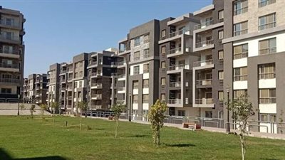 رئيس جهاز القاهرة الجديدة يتفقد عدداً من مشروعات 