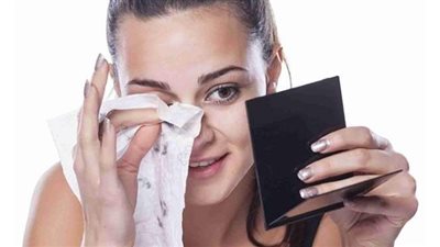 أخطاء تقعين فيها تضر بشرتك .. احذريها