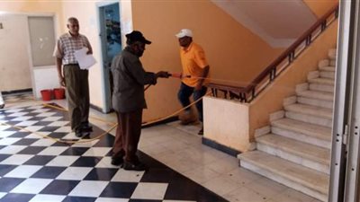 رش و تعقيم مجمع المصالح بالقنطرة شرق