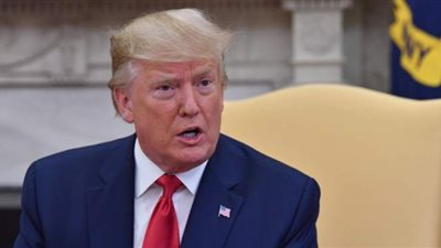 عرافة بلغارية تنبأت بإصابة الرئيس الأمريكي بفيروس خطير قبل وفاتها