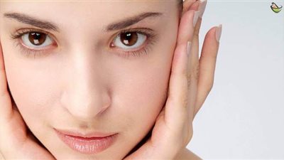 10 أطعمة تناوليها بانتظام لتتمتعي بشباب وجمال بشرتك للأبد