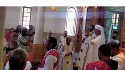 10 صور ترصد احتفالية العائلة المقدسة للآباء الفرنسيسكان بفرشوط في قنا