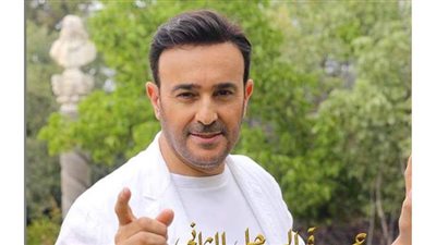 صابر الرباعي يشوق جمهوره بكليب 