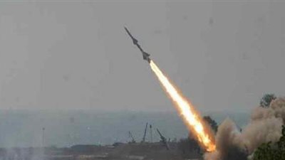 قصف صاروخي يستهدف القاعدة العسكرية قرب مطار بغداد