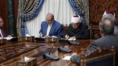 صرف 500 جنيه من بيت الزكاة للعمالة غير المنتظمة شهرياً حتى نهاية ديسمبر