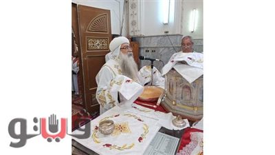 15 صورة ترصد القداس الإلهي بكنيسة رئيس الملائكة ميخائيل في قنا