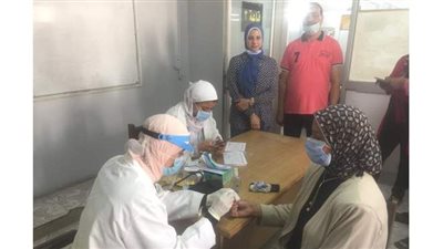 فحص الأمراض المزمنة للعاملين بـ