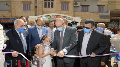 محافظ بني سويف يفتتح المركز التكنولوجي المطور بإدارة تموين ببا