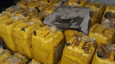 حماية المستهلك: ضبط 8.6 طن زيوت فاسدة داخل مصنع لإعادة تعبئتها وبيعها بالمنوفية