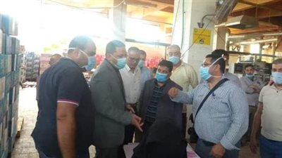 ضبط مخزنين للصناعات الكهربائية والمواد الغذائية  بقوسينا لحيازتهم مواد وسلع  مجهولة المصدر