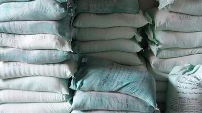 الأمن يكشف حقيقة فيديو وجود سوس داخل شكائر الدقيق بأسيوط