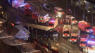 مصرع وإصابة 20 شخصا بحادث اقتحام شاحنة لسوق في الصين