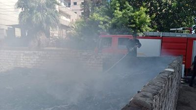 السيطرة على حريق محدود أمام مسجد الحامدية الشاذلي بدمنهور