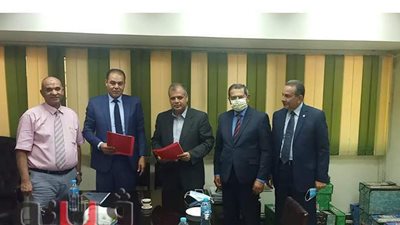 اتفاق بين الجيزة والمشروعات السياحية لإقامة فرص عمل قريبا