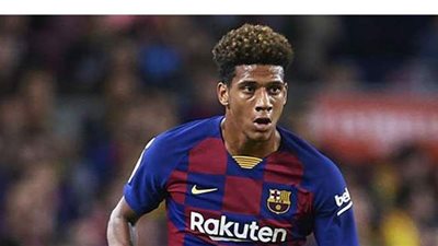 برشلونة يعلن إعارة مدافعه إلى بنفيكا