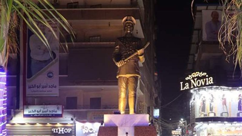 تمثال السادات بالمنوفية