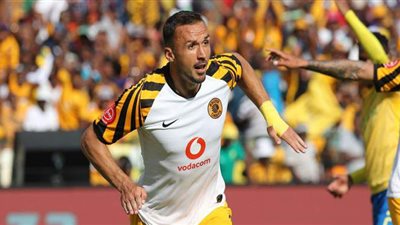 أبها السعودي يزاحم الأهلي للحصول على خدمات لاعب كايزر تشيفز الجنوب أفريقي