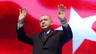 صحيفة أجنبية: فيسبوك يتحدى قوانين أردوغان