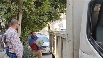 حملات لرفع الإشغالات والحواجز بشوارع البصراوي والمطار في الجيزة | صور