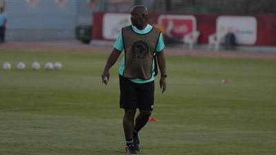 موسيماني يعلن قائمة الأهلي استعدادا لمواجهة إنبي